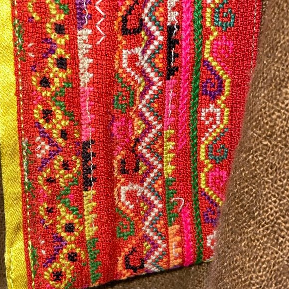 IBU Movement Embroidered Cropped Linen Brown Jacket Handmade - Picture 16 of 16